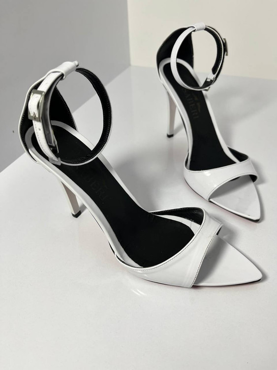 کفش ورنی مجلسی جلو باز سفید