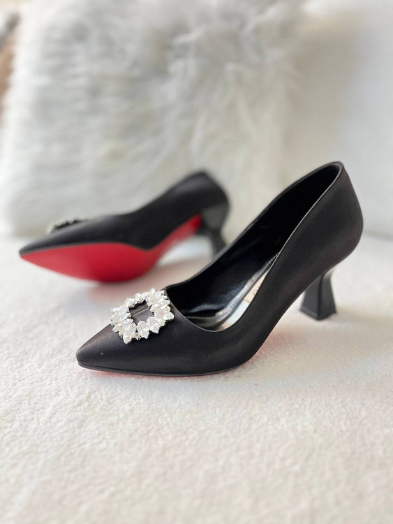 کفش ساتن مشکی یراق کریستالی