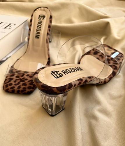 صندل طلقی پلنگی پاشنه ۶سانت شیشه ای