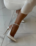 کفش زنانه مجلسی پاشنه بلند دورمچی سفید