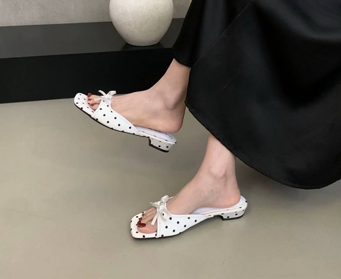 کفش و صندل مجلسی زنانه توپ توپی پنجه مربع